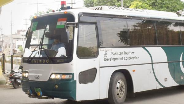 पाकिस्तान ने पहले बंद की ये मैत्री बस सर्विस