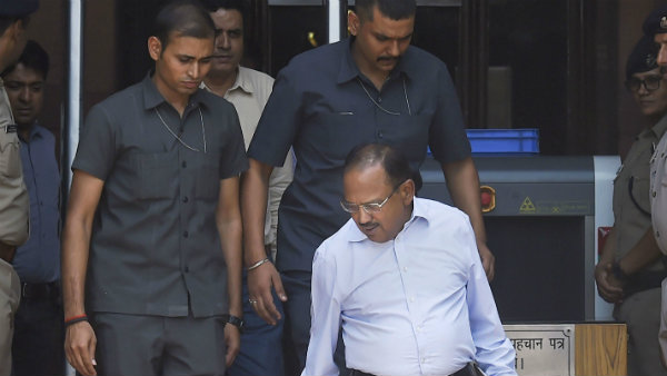 सरकार ने बढ़ाई चौकसी