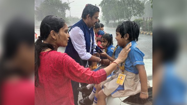 गोरखपुर से सांसद हैं रवि किशन