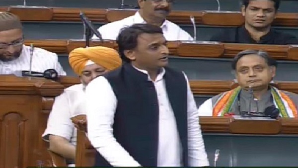 पाक अधिकृत कश्मीर का क्या होगा- अखिलेश पाक अधिकृत कश्मीर का क्या होगा- अखिलेश