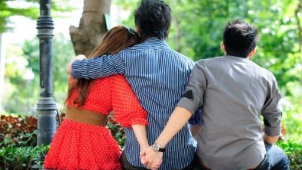 लवली वाइफ के नाम से नम्बर सेव लवली वाइफ के नाम से नम्बर सेव