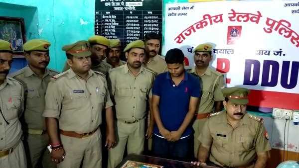grp arrest a man with gold worth 56 lakhs