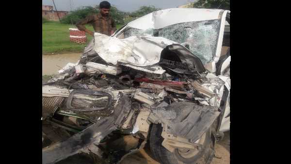 father, mother and his son died in an accident on highway
