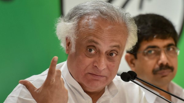 'मोदी सरकार की ओर से किए कामों को स्वीकार करना चाहिए'