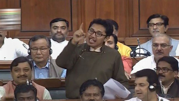फ्रेंड रिक्‍वेस्‍ट एक्‍सेप्‍ट करना मुश्किल