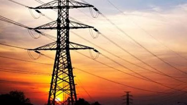 दिल्लीवालों को बिजली के दामों में राहत, फिक्स चार्ज घटाए गए दिल्लीवालों को बिजली के दामों में राहत, फिक्स चार्ज घटाए गए