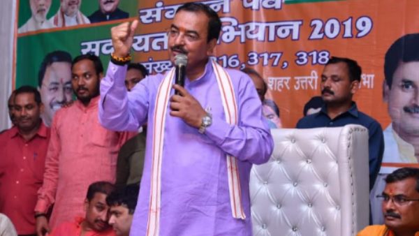 'किसी को नहीं पता अलगे सोमवार क्या होगा' 