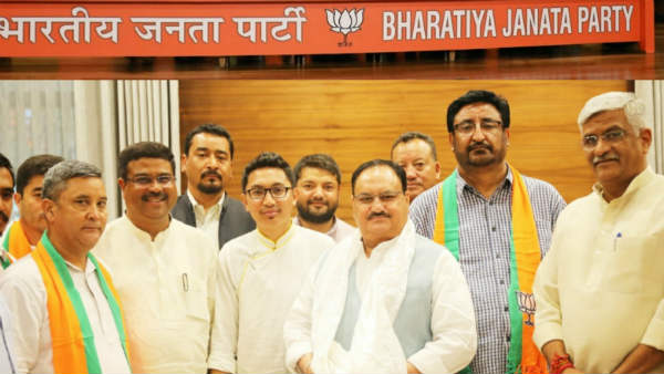 नड्डा की मौजूदगी में पीडीपी के कई बड़े नेता बीजेपी में शामिल