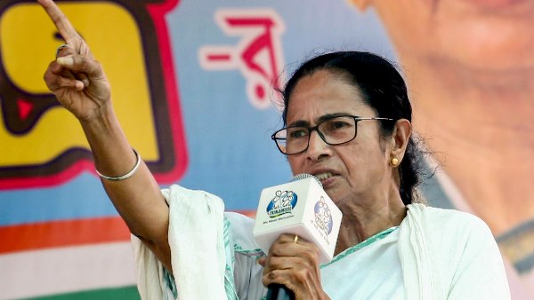 'मैं 21 दिनों तक सड़कों पर रही'