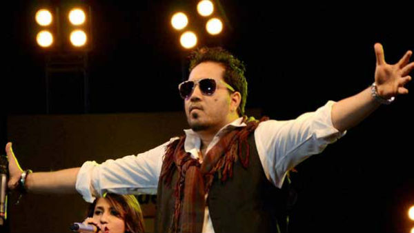 मीका सिंह पर AICWA ने लगाया है बैन मीका सिंह पर AICWA ने लगाया है बैन