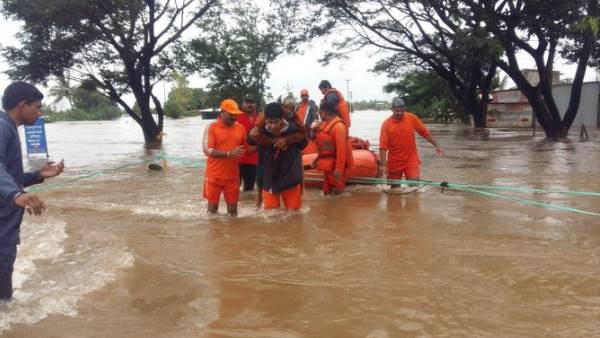 All dams of Pune, Satara, Sangli and Kolhapur are full, NDRF deployed to help people All dams of Pune, Satara, Sangli and Kolhapur are full, NDRF deployed to help people