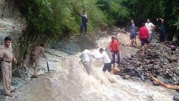 मां-बेटी हुए लापता