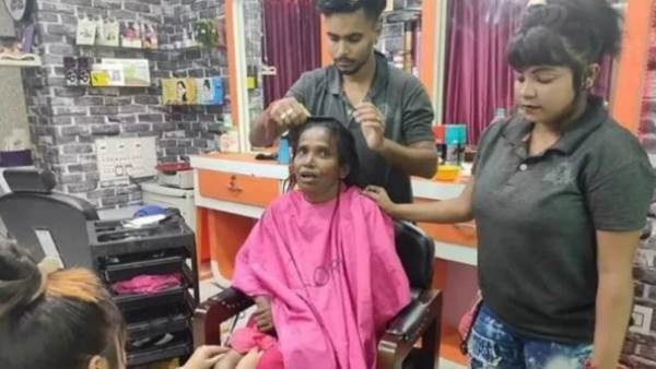 'सलमान खान ने रानू मंडल को नहीं गिफ्ट किया कोई घर' 'सलमान खान ने रानू मंडल को नहीं गिफ्ट किया कोई घर'