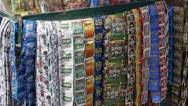 पान मसालों पर तत्काल प्रभाव से एक साल के लिए प्रतिबंध पान मसालों पर तत्काल प्रभाव से एक साल के लिए प्रतिबंध