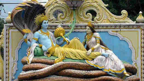 शुक्ल पक्ष की पंचमी नाग पूजा के लिए खास शुक्ल पक्ष की पंचमी नाग पूजा के लिए खास