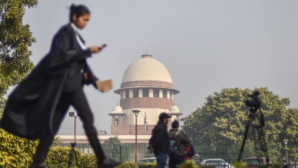 इस मामले में दलीलें 13 अगस्त को भी जारी रहेंगी