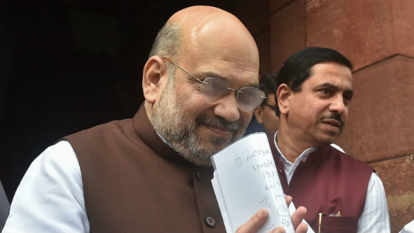 पार्टी सांसदों को भी किया हैरान