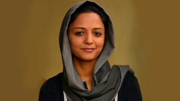 पहले भी विवादित ट्वीट कर चुकी हैं शेहला