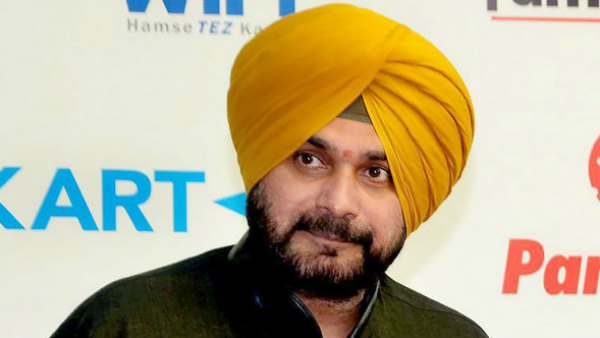 सिद्धू के खिलाफ विरोध प्रदर्शन