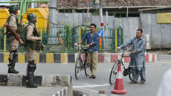 आतंकी हमले की फिराक में पाकिस्‍तान 