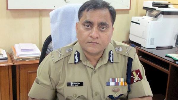 डीजीपी ने दिए मुकदमा दर्ज करने के आदेश डीजीपी ने दिए मुकदमा दर्ज करने के आदेश