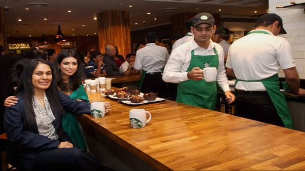 टाटा स्टारबक्स ने बचे हुए फूड दान करने का फैसला किया
