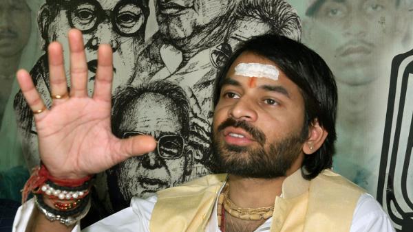 अचानक उबल पड़े तेजप्रताप