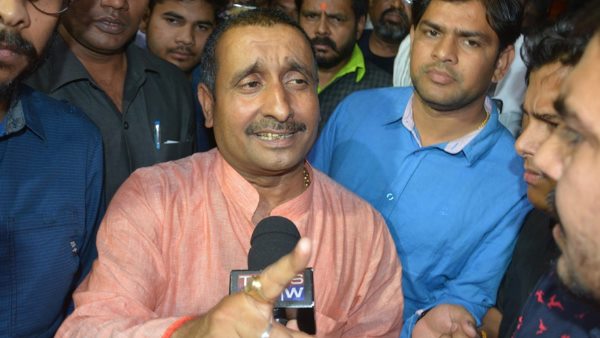 सीबीआई बोली- सेंगर ने किया था रेप