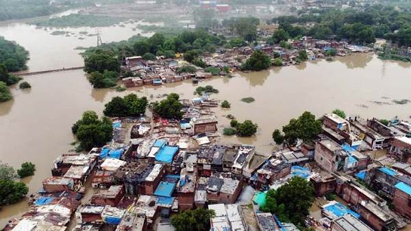 पीने के पानी में क्लोरीनीकरण के निर्देश पीने के पानी में क्लोरीनीकरण के निर्देश