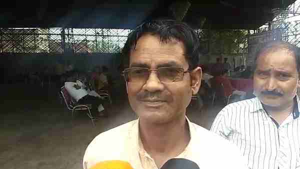 कुंवारे बीजेपी कार्यकर्ताओं को दी नसीहत 