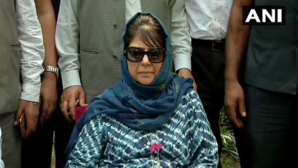 जम्मू कश्मीर पुनर्गठन विधेयक राज्यसभा में पास जम्मू कश्मीर पुनर्गठन विधेयक राज्यसभा में पास