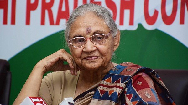 शीला दीक्षित लगातार तीन बार दिल्ली की मुख्यमंत्री रहीं