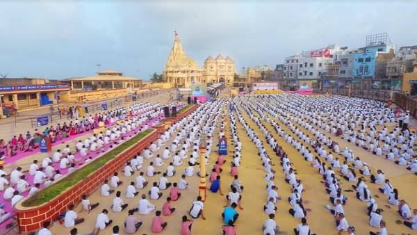 'बॉडी फिट तो माइंड हिट, जीरो इनवेस्टमेंट, 100% रिटर्न'