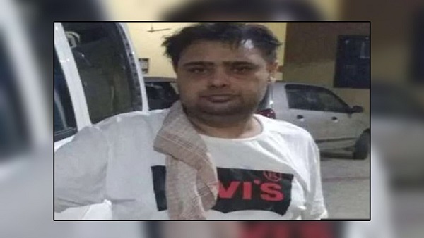 हत्या के आरोप में तीन पुलिसकर्मियों के खिलाफ दर्ज था केस