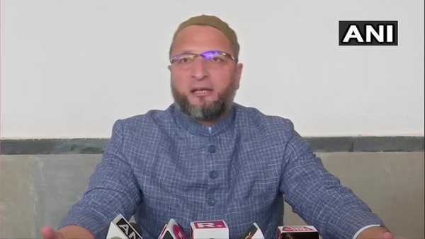 जमीन को बताया 'खैरात' जमीन को बताया 'खैरात'