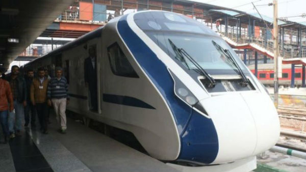  दिल्ली-कटरा के बीच चलेगी वंदे मातरम एक्सप्रेस