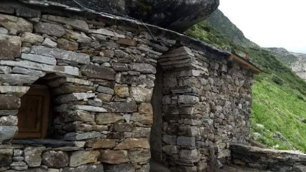 जानिए, रुद्र गुफा का कितना है किराया