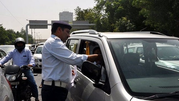 सिपाही के खिलाफ विभागीय कार्रवाई की जा रही- दिल्ली पुलिस सिपाही के खिलाफ विभागीय कार्रवाई की जा रही- दिल्ली पुलिस
