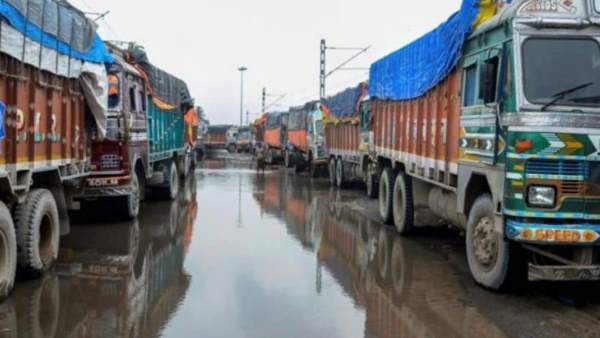 इन नियमों के तहत लगा ड्राइवर पर जुर्माना