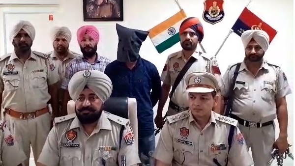 वाट्सएप पर भेजी तस्वीरें वाट्सएप पर भेजी तस्वीरें