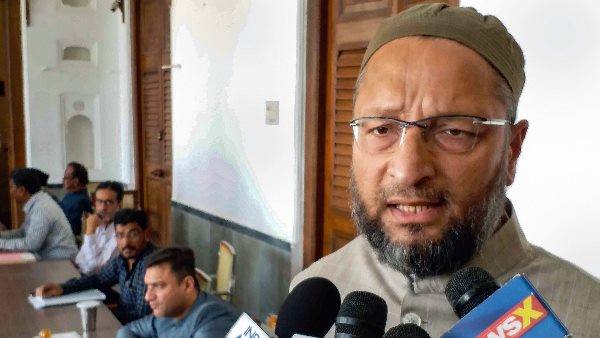 'यह देश किसी की आस्था की तुलना में बहुत-बहुत बड़ा है'