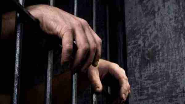 पेट शुरू हुआ असहनीय दर्द