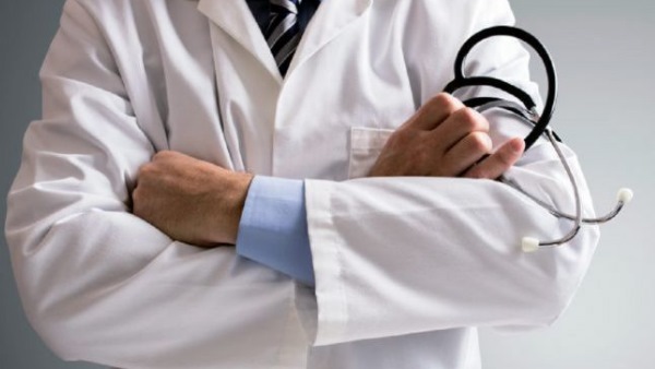 फाइलेरिया की वजह से थी पैर में सूजन