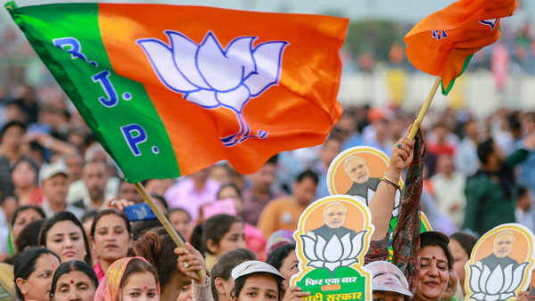 बीजेपी ने अभी नहीं दिया है हिसाब