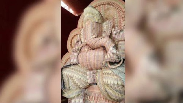 गणपति की 12 फीट प्रतिमा, 21 लाख रु की करंसी से बनी है