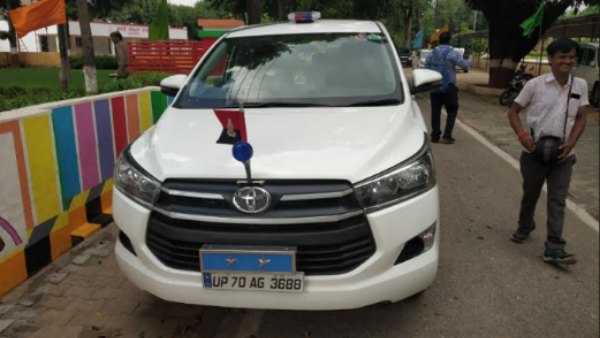 टीम में सर्विलांस एक्सपर्ट भी हैं शामिल