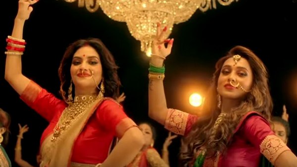 लाखों लोगों ने देखा दोनों सांसदों का डांस