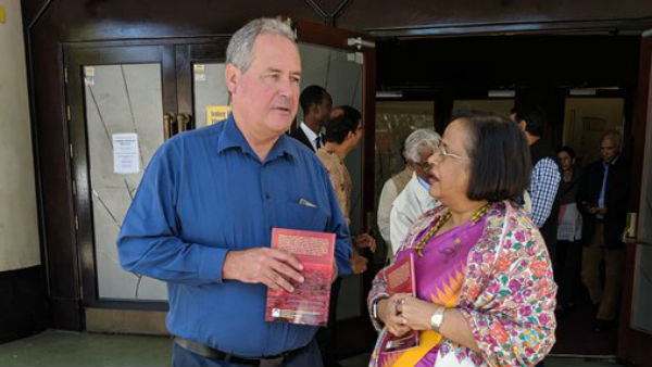 पाकिस्तान को दिखाया आईना पाकिस्तान को दिखाया आईना