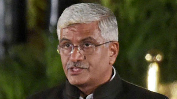 चार लाख से अधिक वोट से दर्ज की थी जीत 