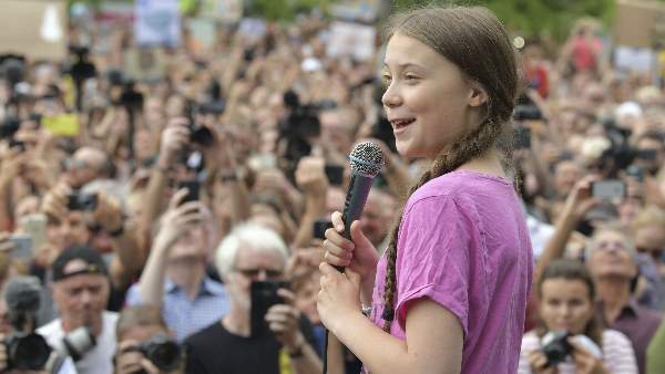 ग्रेटा के इस विश्व व्यापी आंदोलन का नाम Fridays for Future है